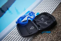 Aqua Sphere  Mask brillenkoker black light blue