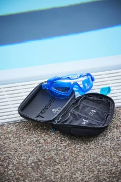 Aqua Sphere  Mask brillenkoker black light blue