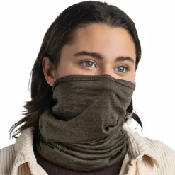 Buff Lightweight Merino col solid bark