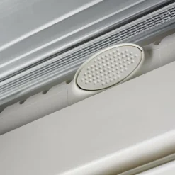 Hot Dometic Midi Heki dakluik met zwengel en permanente  ventilatie