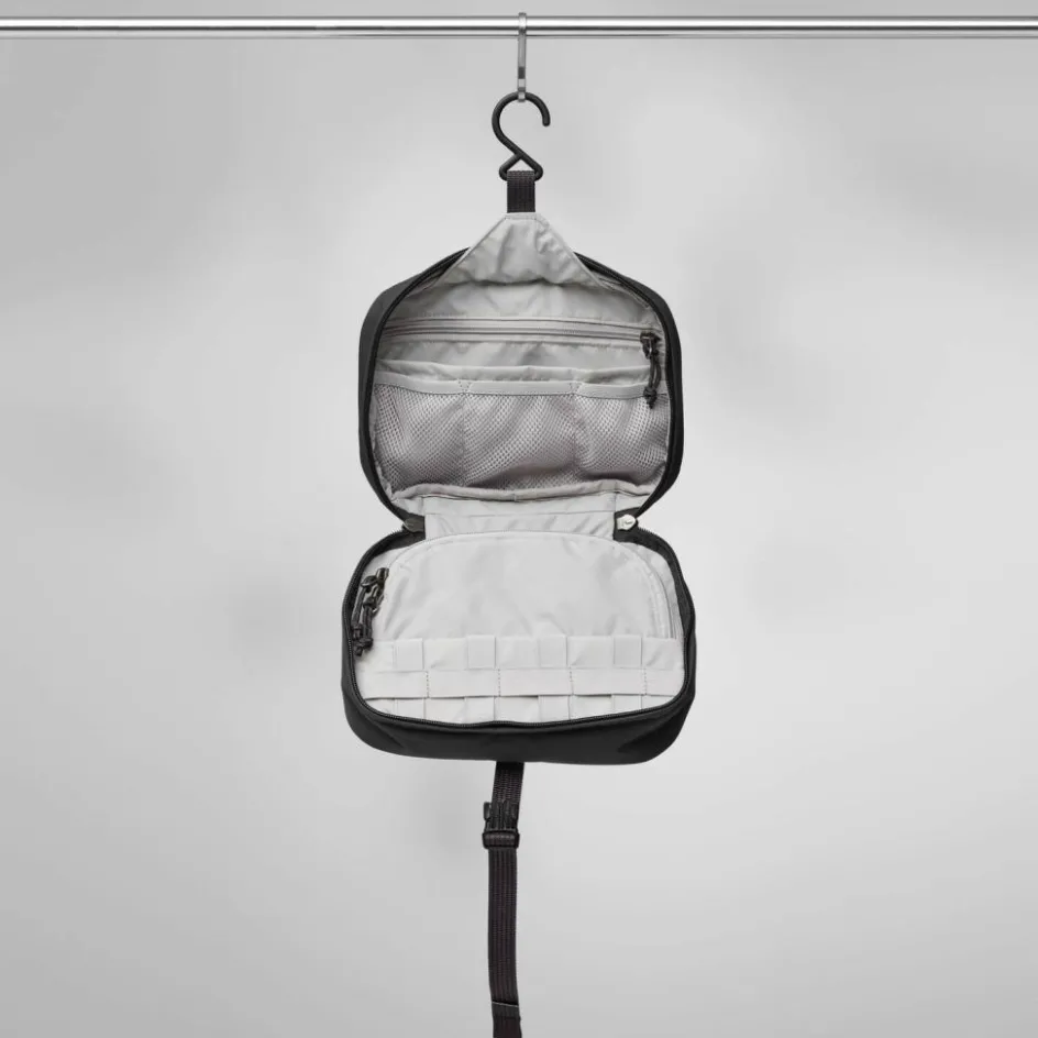 Fjällräven Färden Necessity toilettas coal black