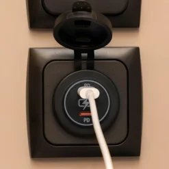 Online Haba C-line Power Line 2x USB-C PD 36W lader  wandcontactdoos met klep black