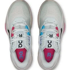 On THE ROGER Pro Fire Clay tennisschoenen dames arctic pink
