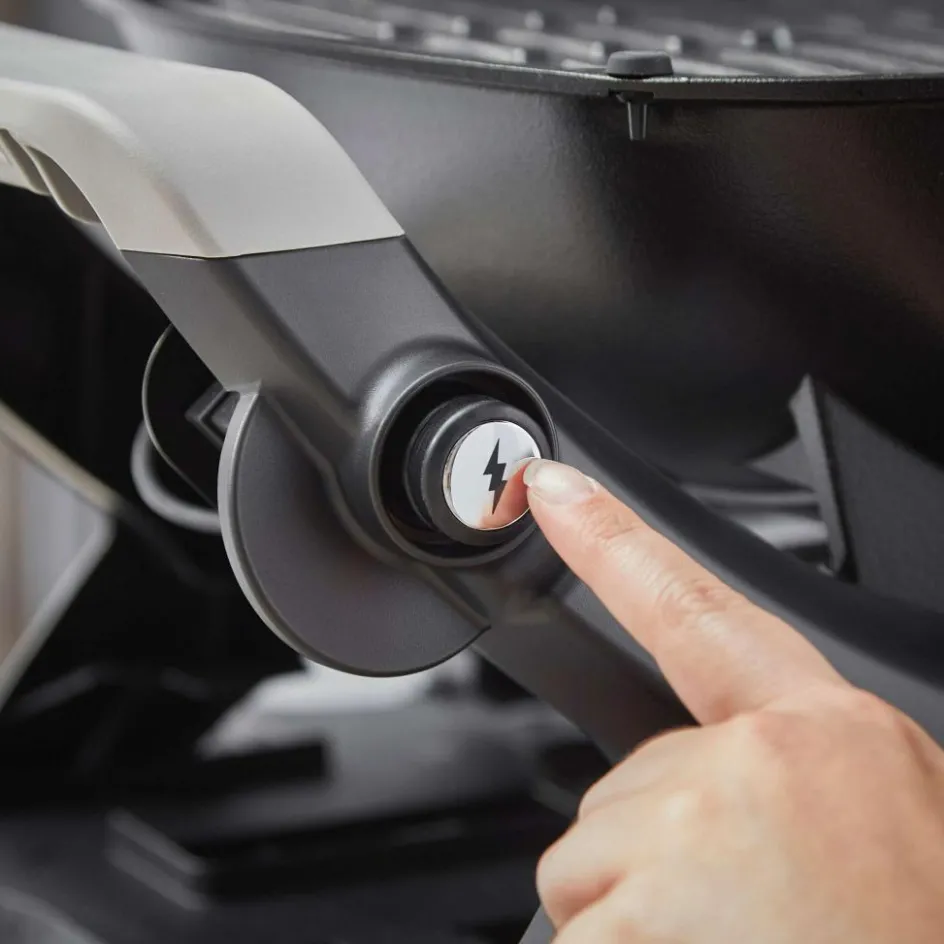 Sale Weber Q 1200N gasbarbecue black inclusief onderstel